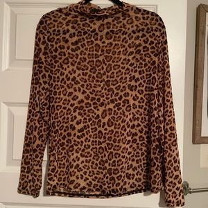 Torrid size 1 long sleeve shirt leopard